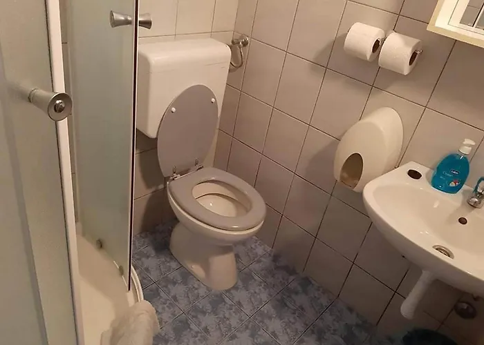 Апартаменты Franka Saplunara-one-bedroom With Terrace And Sea View No1 Саплунара